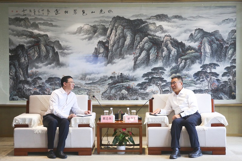 041693790615447383.jpg 9ÔÂ1ÈÕ ¹«Ë¾µ³Î¯¸±Êé¼Ç¡¢×ܲýâÖ¾¾¼Ò»Ðи°Î÷ÏÌÐÂÇøã㶫гǿªÕ¹×ù̸½»Á÷.jpg